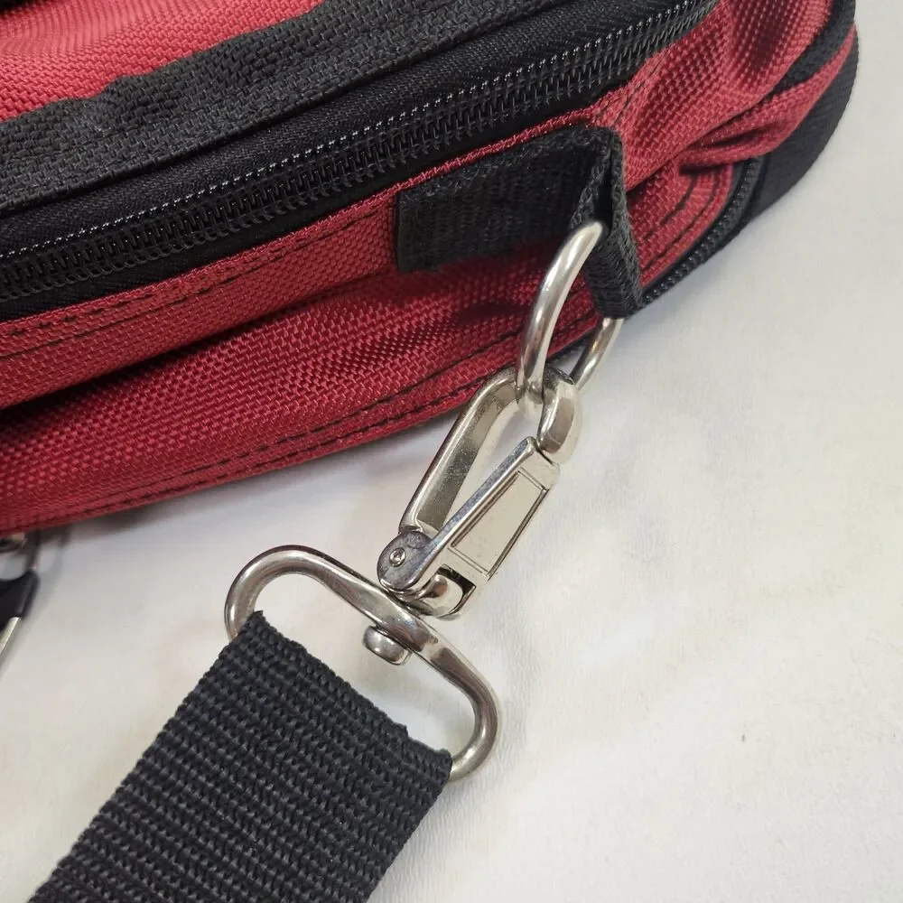 Wilson Staff Messenger Bag Crossbody Strap Golf Tennis Computer Laptop